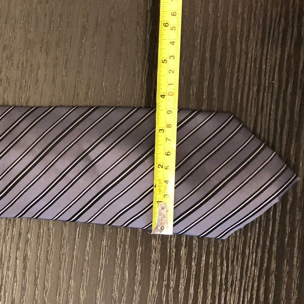 J.Ferrar Black & Grey Silk Striped Tie